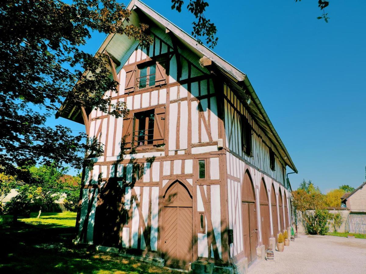 La Maison T&M Dosches Bagian luar foto